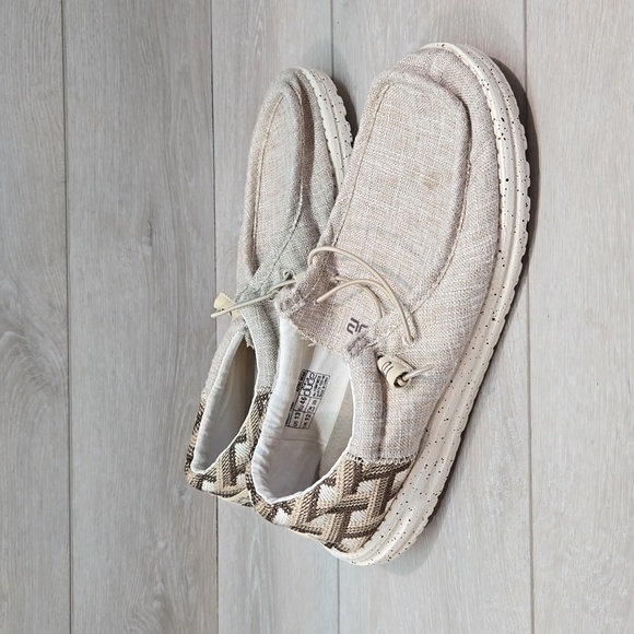 Hey Dude Mens Wally Funk Aztec Beige Loafer Slip on shoes sz 13 - Picture 1 of 12